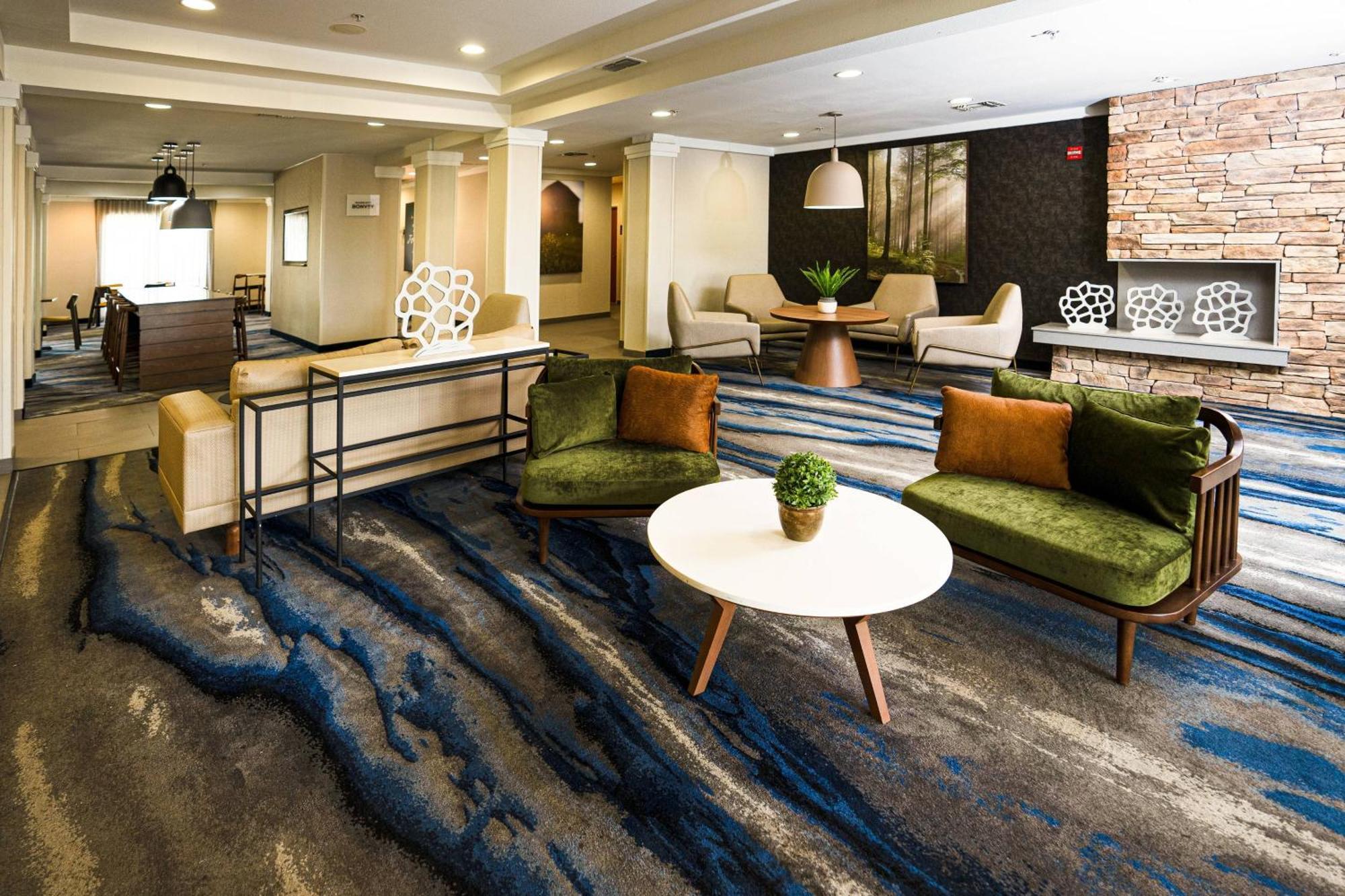 Hotel Fairfield &